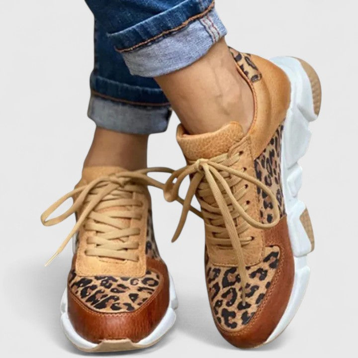 Pravira | Elegant Sneakers