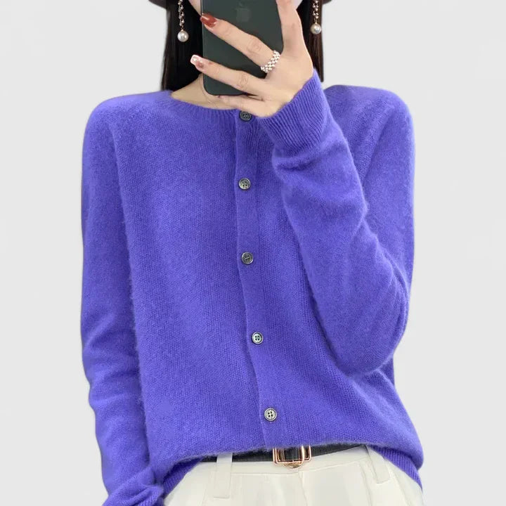 Lyxandria | Comfortable Cardigan