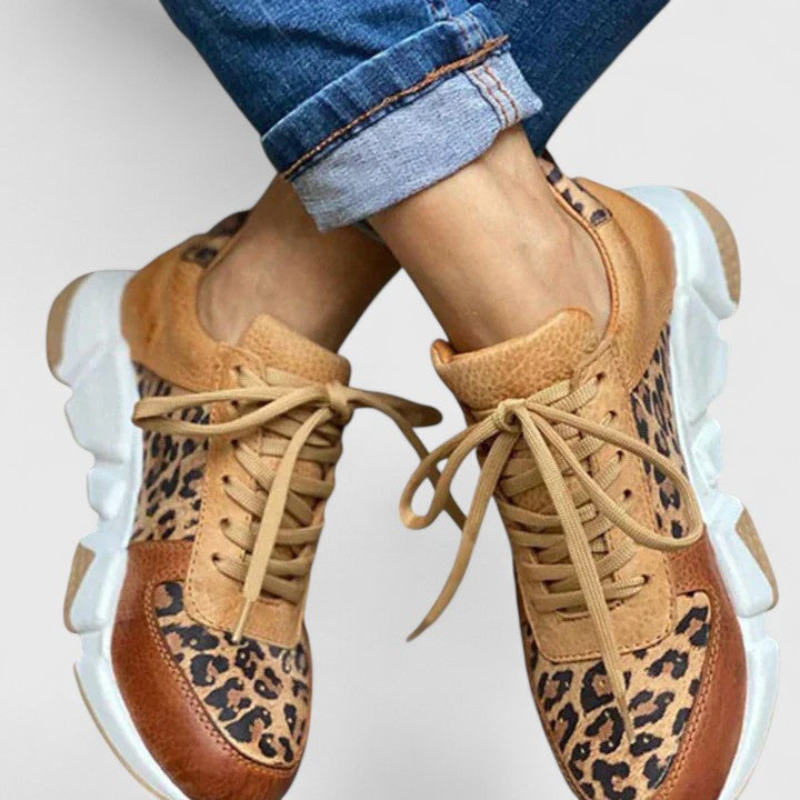 Pravira | Elegant Sneakers
